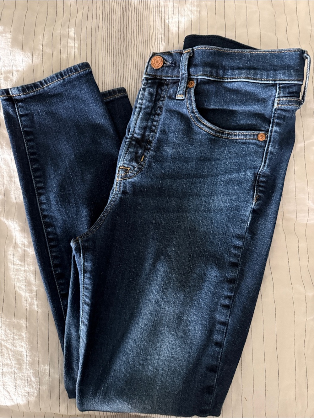 Women's Dark Wash Stretch Skinny Jeans - Navy Blue